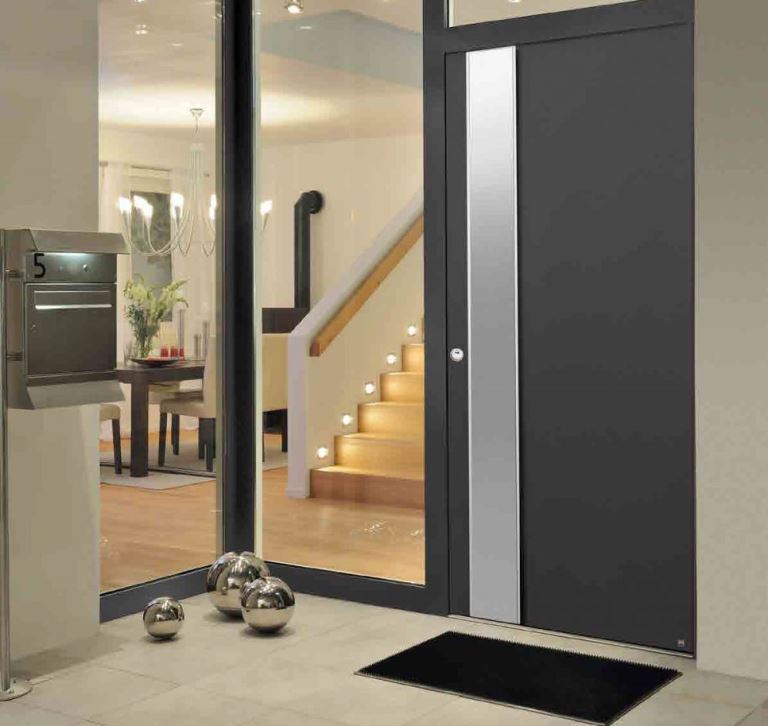 steel-or-fibreglass-better-for-security-doors